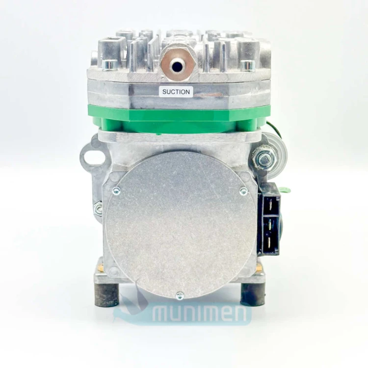 2-Thomas-pompa-prozniowa-autoklawu-with-capacitor-and-cable.jpg