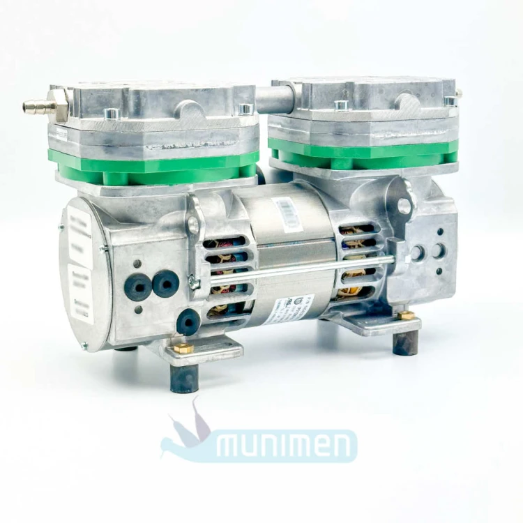 3-Thomas-pompa-prozniowa-autoklawu-with-capacitor-and-cable.jpg