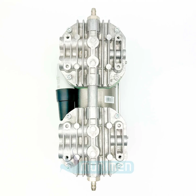 4-Thomas-pompa-prozniowa-autoklawu-with-capacitor-and-cable.jpg
