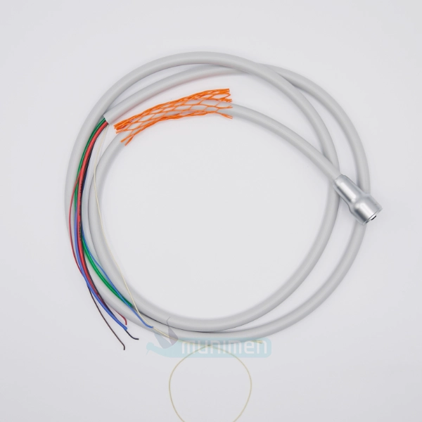 2-TKD-rekaw-mikrosilnika MC2 LED ze światłem.webp